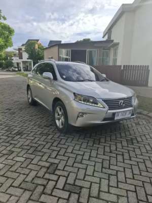 Jual bekas Lexus RX 270 2013 km low record rx270,lokasi di Pekanbaru Kota
