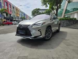 Jual bekas LEXUS RX300 F-SPORT 2019 KM ANTIK,lokasi di Jakarta Utara