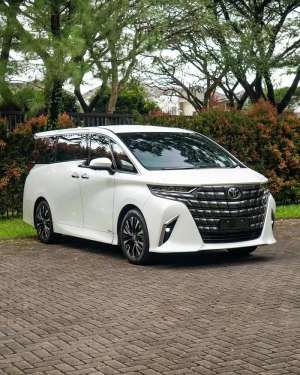 Jual bekas LIKE NEW Toyota Alphard 2.5 HEV Hybrid 2023 Vellfire LM350h D9 X9,lokasi di Jakarta Timur