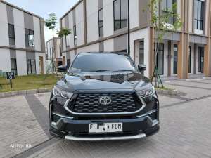 Jual bekas Like newTOYOTA INNOVA ZENIX V 2.0 CVT HYBRID MODELISTA TAHUN 2024,lokasi di  ,Tangerang Kota