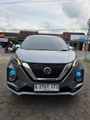 Jual bekas Livina vl matic tahun 2020,lokasi di Yogyakarta Kota