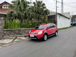 Jual bekas Livina x gear manuak 2013 like new,lokasi di Jember Kab.