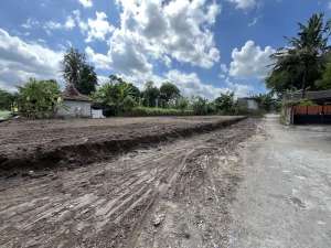 lokasi Favorite Kaliurang km 10 Area Perumahan Jogja lokasi di Sleman Kab., tersedia melalui melalui situs Olx