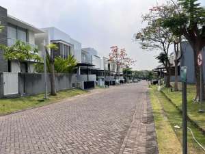 Lokasi Terdepan Dekat Clubhouse Dian Istana Moca Park Avenue Jalan Depan Lebar lokasi di Surabaya Kota, tersedia melalui melalui situs Olx