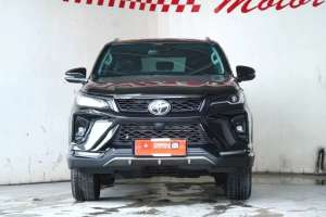 Jual bekas LOW KM 14rb Fortuner VRZ GR TSS Aero Package Legender 2.8 AT 2025,lokasi di Tangerang Selatan Kota