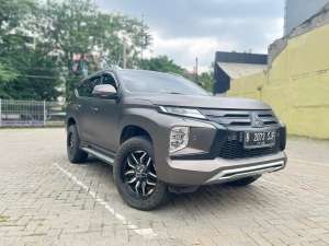 Jual bekas Low KM 38rb Pajero Sport Dakar 4x2 AT 2021,lokasi di Jakarta Barat