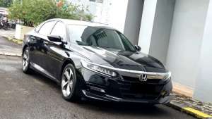 Jual bekas LOW KMHonda Accord 1.5 VTEC Turbo CVT AT Hitam 20202021,lokasi di Jakarta Selatan