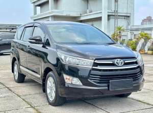 Jual bekas LOW KM INNOVA G MANUAL DIESEL 2017 HITAM ISTIMEWA TT 2018 MT V,lokasi di  
