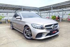 Jual bekas Low KmMercedes Benz C 200 AMG Line 2021,lokasi di Jakarta Selatan