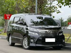 Jual bekas LOW KM TOYOTA VELLFIRE ZG AUDIOLESS 20142013 CBU,lokasi di Jakarta Utara
