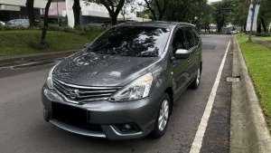 Jual bekas Low Km50ribuCASHNISSAN GRAND LIVINA 1.5 XV CVT AT 2015 NIK 2014,lokasi di Jakarta Selatan