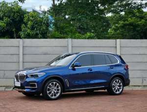 Jual bekas LOW ODO ANTIK BMW X5 AT 2022 Blue on Brown,lokasi di Jakarta Selatan