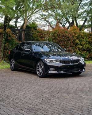 Jual bekas LOW ODO BMW 320i Sport G20 2021 NIK 2020 C300 520i X1 330i,lokasi di Jakarta Timur