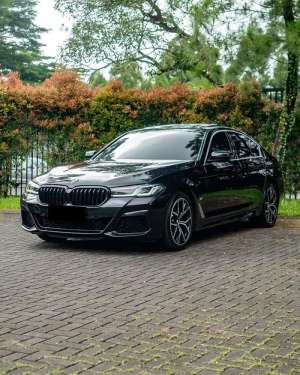 Jual bekas LOW ODO BMW 520i M Sport G30 LCI 2021 530i E200 E300 330i X5,lokasi di Jakarta Timur