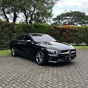 Jual bekas LOW ODO GOOD DEAL Mercedes A200 Sedan 2021 saloon 2022 c200 2020,lokasi di Jakarta Selatan