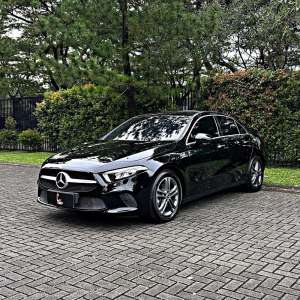 Jual bekas LOW ODO Mercedes A200 sedan 2022 saloon 2021 benz 2020 c200 2018,lokasi di Bekasi Kota