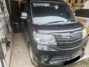Jual bekas Luxio 1.5 D MT hitam,lokasi di Jakarta Barat