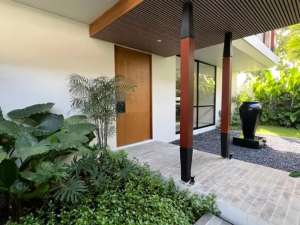 LUXURY VILLA READY KAWASAN CLUSTER ALAM BIG POOL 4BR LOKASI STARTEGIS JIMBARAN lokasi di Kab. Badung, tersedia melalui melalui situs Olx