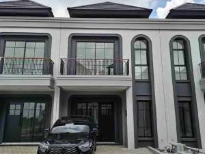 Mansion Nine lakarsantri siap huni dkt citraland wiyung lokasi di Surabaya Kota, tersedia melalui melalui situs Olx