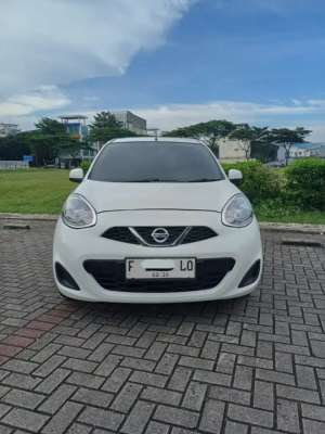 Jual bekas MARCH L 1.2 MATIC 2014,lokasi di Tangerang Kab.