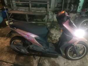 Jual bekas Mau jual motor beat tahun 2012 karbu,lokasi di Jakarta Selatan