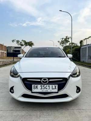 Jual bekas Mazda 2 GT 2015 AT,lokasi di Medan Kota