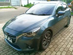 Jual bekas Mazda 2 GT skyactiv 2015 akhir low KM,lokasi di Jakarta Barat