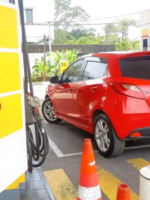 Jual bekas Mazda 2 R 2010 Bensin,lokasi di Bandung Kab.