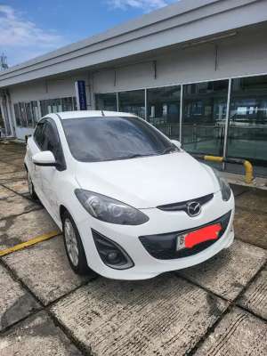 Jual bekas Mazda 2 R 2012 Matic,lokasi di Jakarta Selatan