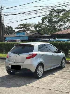 Jual bekas Mazda 2 R 2013 Matic Facelift,lokasi di Jakarta Selatan