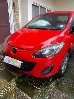 Jual bekas Mazda 2 second milik pribadi,lokasi di Bekasi Kota