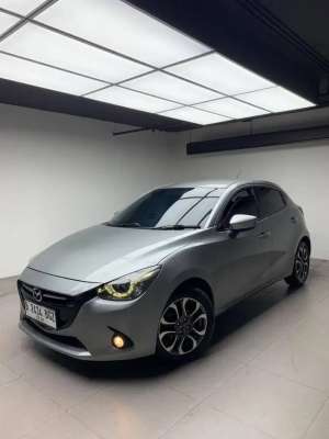 Jual bekas Mazda 2 Skyaktiv AT 2015,lokasi di Jakarta Selatan