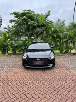 Jual bekas Mazda 3 Hatchback 2.0 AT 2020,lokasi di Jakarta Barat