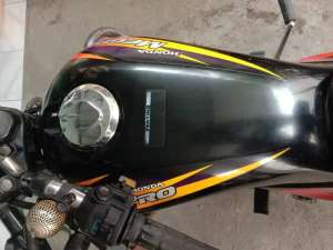 Jual bekas MegaPro 2001 Antik Istimewa Sehat LOW KM Rawatan AHASS,lokasi di Bekasi Kota