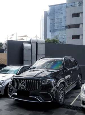 Jual bekas Mercedes AMG GLS 63 2023 Black Hitam 2024 Mobkas 2022 dijual Cepet BU,lokasi di  