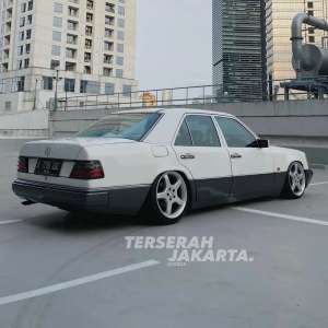 Jual bekas Mercedes-Benz 300e 1991 Bagged,lokasi di Bandar Lampung Kota