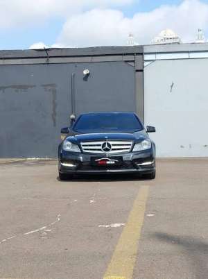 Jual bekas Mercedes Benz C 250 C250 AVG W204 nik 2013 Black on Brown,lokasi di Jakarta Utara
