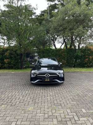 Jual bekas Mercedes Benz C 300 AMG 2023,lokasi di Jakarta Selatan