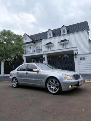 Jual bekas Mercedes Benz C180 W203 Kompressor,lokasi di Jakarta Timur