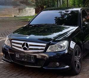 Jual bekas Mercedes-benz c200 2011Turbo AT Facelift Blue Efficiency,lokasi di Sleman Kab.