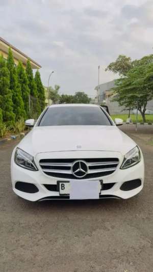 Jual bekas Mercedes-Benz C200 2016 Bensin,lokasi di Tangerang Selatan Kota