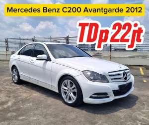Jual bekas Mercedes Benz C200 Avantgarde 2012 CGI,lokasi di Jakarta Selatan