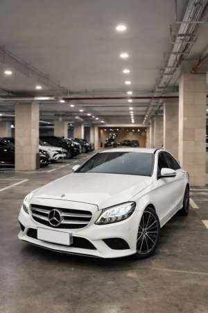 Jual bekas Mercedes Benz C200 Eq Boost 2019,lokasi di Jakarta Pusat