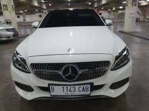 Jual bekas Mercedes Benz C200 Odo13Rb AMG 2018 FullOriginal SepertiBaru Gresss,lokasi di Jakarta Timur