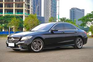 Jual bekas Mercedes Benz C200 W205 Facelift AMG Final Edition 20212022 Hitam,lokasi di Jakarta Selatan