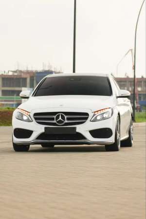 Jual bekas Mercedes Benz C250 AMG 2017 W205,lokasi di Jakarta Pusat