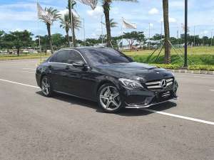 Jual bekas MERCEDES BENZ C250 AMG LINE 2.0 TURBO FULL SPEC 2015 FULL OPTION,lokasi di Jakarta Selatan