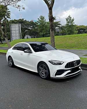Jual bekas Mercedes Benz C300 AMG 2023 Putih White 2022 Mercy 2024 Jual Cepet Bu,lokasi di Jakarta Barat