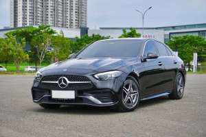 Jual bekas Mercedes Benz C300W206 AMG M254 EQ-Boost 20222023 Hitam Mulus,lokasi di Jakarta Selatan
