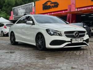 Jual bekas Mercedes Benz CLA 200 AMG 2018,lokasi di Tangerang Selatan Kota